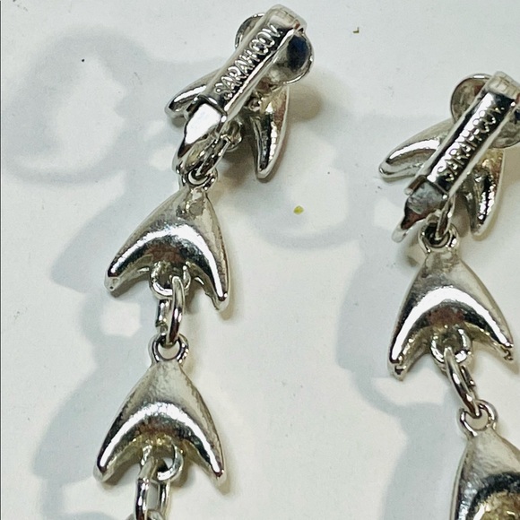 Unique Vtg “Sarah Cov” silvertone/CZ  2” drop clip on earrings - Picture 5 of 5